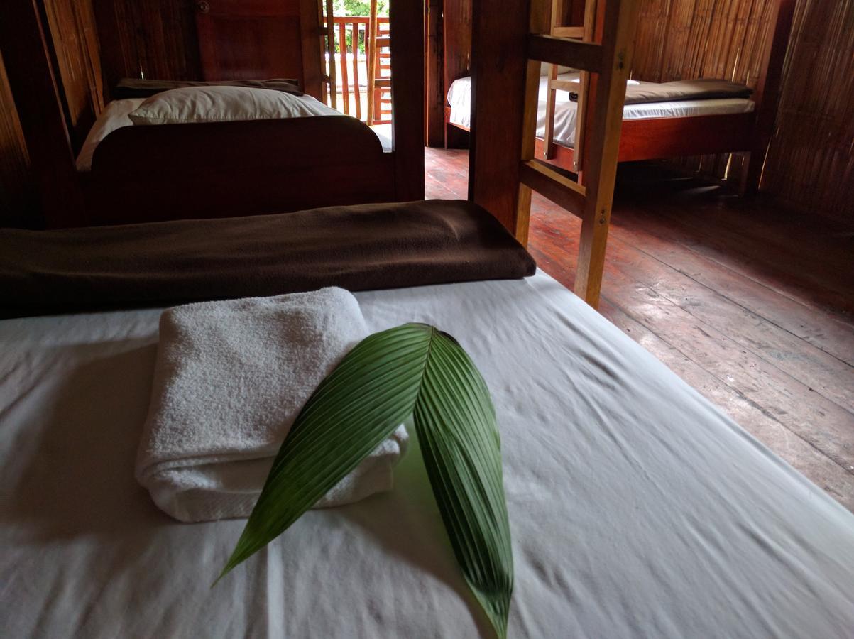 Green Forest Ecolodge Puerto Montufar Εξωτερικό φωτογραφία