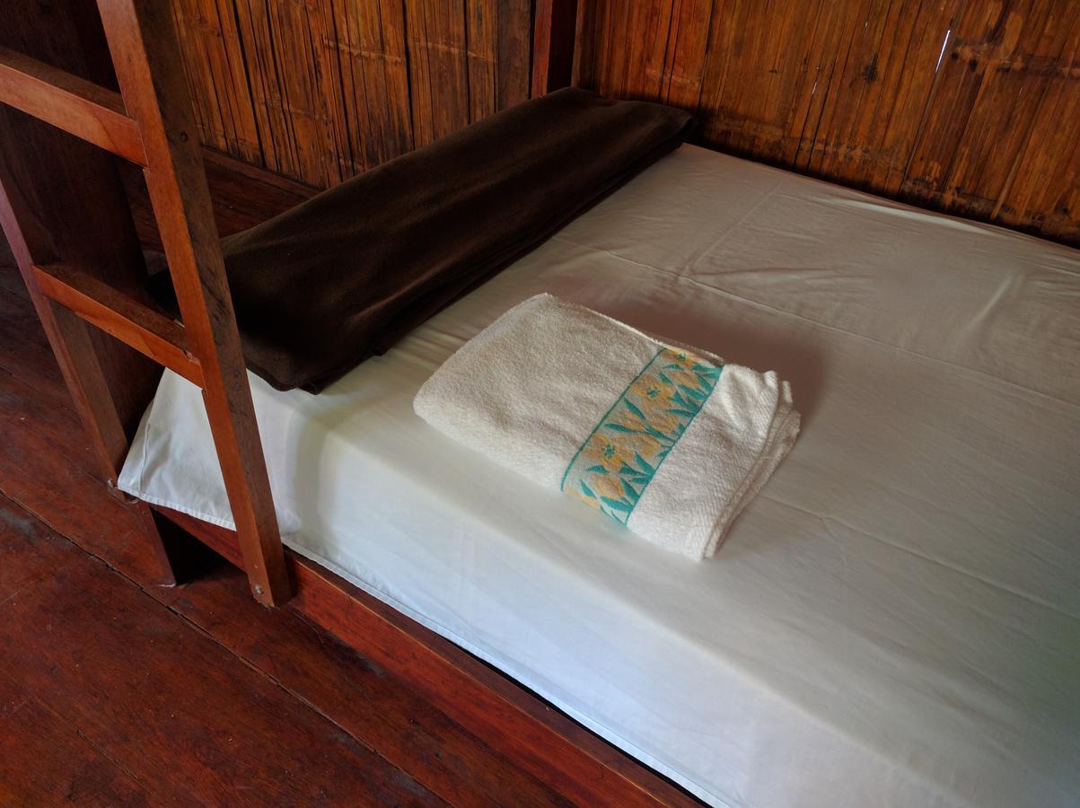 Green Forest Ecolodge Puerto Montufar Εξωτερικό φωτογραφία